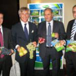 Frutta e verdura italiana e di stagione: lo garantisce il marchio Valfrutta