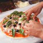 Crisi: calano i consumi, ma la pizza rimane stabile