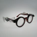 Designer Focuses on Marketing Adjustable Eyeglasses at $1 a Pair