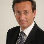 «No soy el delfín de Berlusconi»