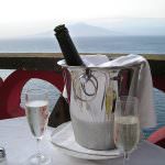 Vinitaly: Il Boom del Prosecco garantisce la tenuta della fascia alta delmercato