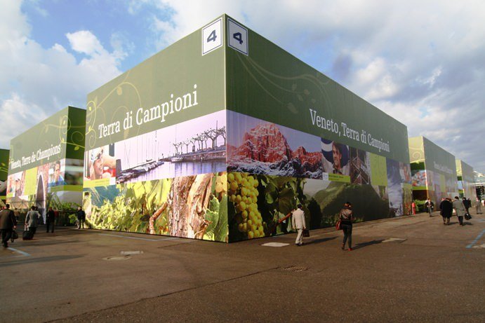 Vinitaly: sabato Federica Pellegrini, Pietro Piller Cottrer e Rossano Galtarossa saranno allo stand del Veneto