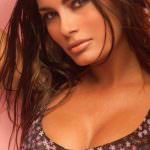 Le donne come i pavoni : nel periodo fertile, vestiti brillanti contro la concorrenza