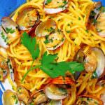 Imperia, trova amo arrugginito nel piatto di spaghetti alle vongole