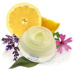 Cosmetici pericolosi: Coldiretti, tornano i trucchi della nonna