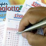 Superenalotto: non sarebbe meglio utilizzare il jackpot per aiutare le famiglie terremotate?