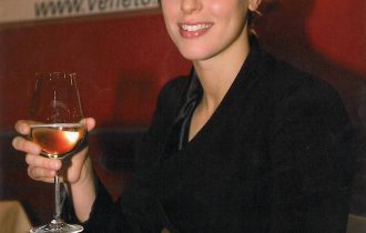 Premio Giulietta Donna alla Carriera 2009: Federica Pellegrini brinda con il Recioto di Soave Docg