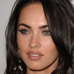 Parlare 7 minuti con una bella donna "spegne" il cervello degli uomini