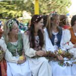 Pomaria, la festa per la raccolta dell'oro della Val di Non