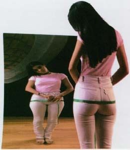 Pubertà: per le bambine anticipa di due anni