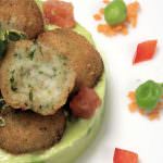 Polpettine di rana pescatrice su crema di piselli
