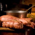 Lenticchie, uva e pizza Superenalotto. Capodanno alimentare contro la crisi