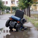 Disabile cade in una buca a Viterbo, Anselmi lancia l’allarme