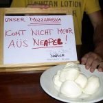 La tragica commedia della mozzarella di bufala campana doc