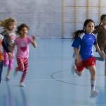 La ginnastica a scuola combatte l'obesità infantile