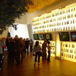 Brindisi all'Expo 2010 con le etichette italiane