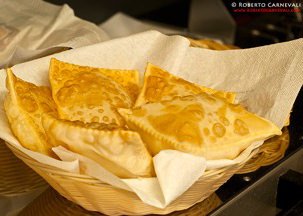 Modena: Tigelle e gnocco fritto protagonisti nel nuovo locale Esàt