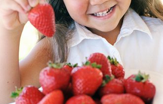 Poca frutta e verdura rende i bambini più soggetti a stitichezza
