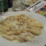 Cibo: se è dello stesso colore del piatto, si mangia di più