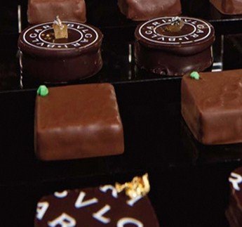 Arte e gusto. Il bulgari Hotel di Milano ospita il cioccolato di Miura Naoki