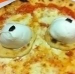 Pizzaiolo di Palermo crea la pizza Ruby