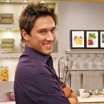 Bari, Promessi Sposi 2011: Il cuoco Mattia Poggi protagonista nella scuola Anice Verde per un corso di Cucina