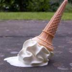 Cibo caduto a terra: "In caso di dubbio, lo butto"