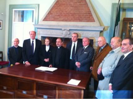 Premio Internazionale “Vittorino Colombo” a Padre Bernardo Cervellara, direttore Asianews (aggiornamento di domenica 14)