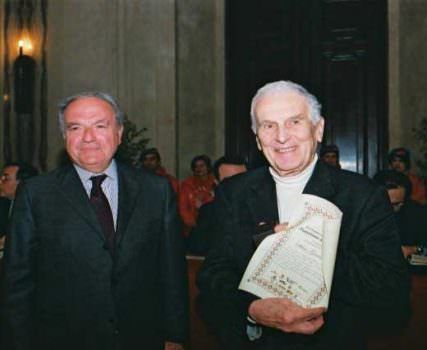 Silvio Garattini insignito della laurea honoris causa. Il plauso di Achille Colombo Clerici