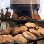 Il Pane della Salute cotto nel Forno a Paglia di Angelo Trilussa a Orsara di Puglia