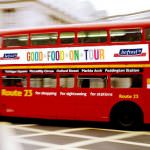 Bofrost scende per le strade di Milano con omaggi e un concorso per vincere la spesa per un anno