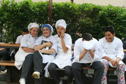 15. Piazza dei Mestieri. Un momento dell'intervallo