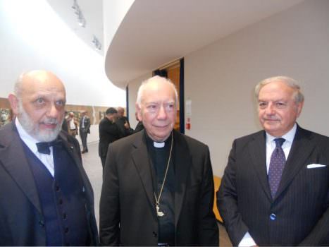 Coccopalmerio: Anche i cristiani non cattolici possono essere ammessi ai sacramenti