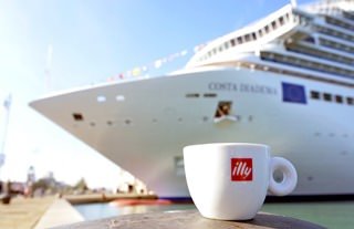 illycaffè sale a bordo della Diadema, ammiraglia del gusto delle navi Costa Crociere