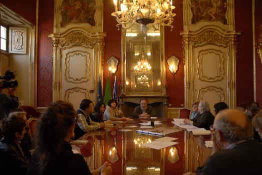 Alessandria, Giallo come il miele: i più fragili tra i più deboli