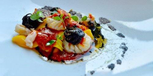 Zuppa di pomodoro, crotacei e/o frutti di mare della tradizione veneta