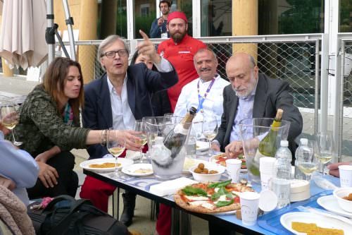 Peppe Zullo con Sgarbi e Petrini