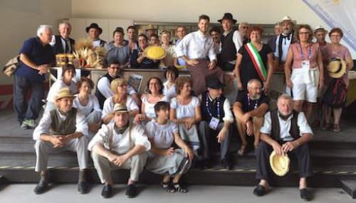 Cogo e gli alfieri del Mais di Marano