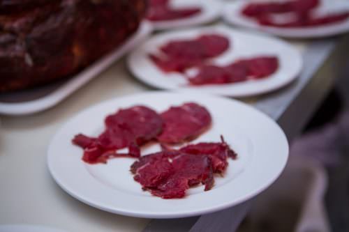 Carpaccio Di Manzo, Lenti