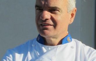 22Milano: Lo chef Enrico Derflingher chiude la rassegna di cene “5×5 fa 22”