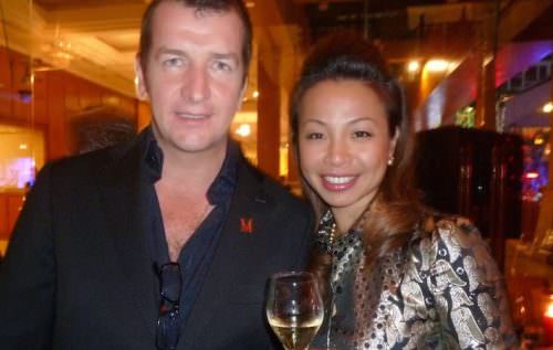 Modesto Marini con la bella moglie cinese