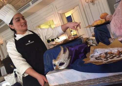 Carrello dei dolci di Carnevale