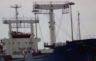 Tunisia: Olive clandestine salgono a bordo della nave-frantoio e diventano olio di oliva Made in italy