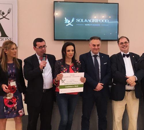 Premiazione Golosaria - Da sinistra Antonella Capriotti, Marco Gatti, Angela Zappia, Rosario Previtera, Paolo Massobrio