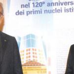 abiti su misura e cravatte di buon gusto per Bancari Cinesi