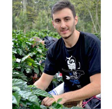 Giovanni Corsini di Caffè Agust: L’assaggio è la chiave per promuovere  il caffè di qualità