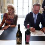 Vino: Gemellaggio tra il vigneto di Villa della Regina e quello del Castello di Schönbrunn a Vienna