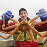 Alessio Taffarello gioca coi pesci di Alaska Seafood a Identità Golose