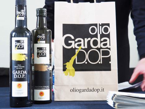 L’ALMANACCO 2019 DI OLIO OFFICINA DEDICATO A OLIO GARDA DOP
