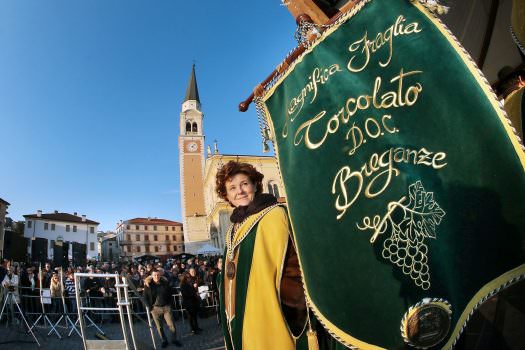PRIMA DEL TORCOLATO: TUTTI IN PIAZZA A BREGANZE PER FESTEGGIARE LA VENDEMMIA 2018